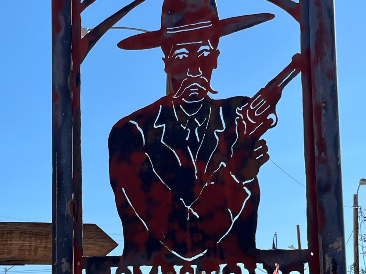 Tiny Town that is Somehow Larger than life-Tombstone: Rural Road Trips&nbsp;Arizona