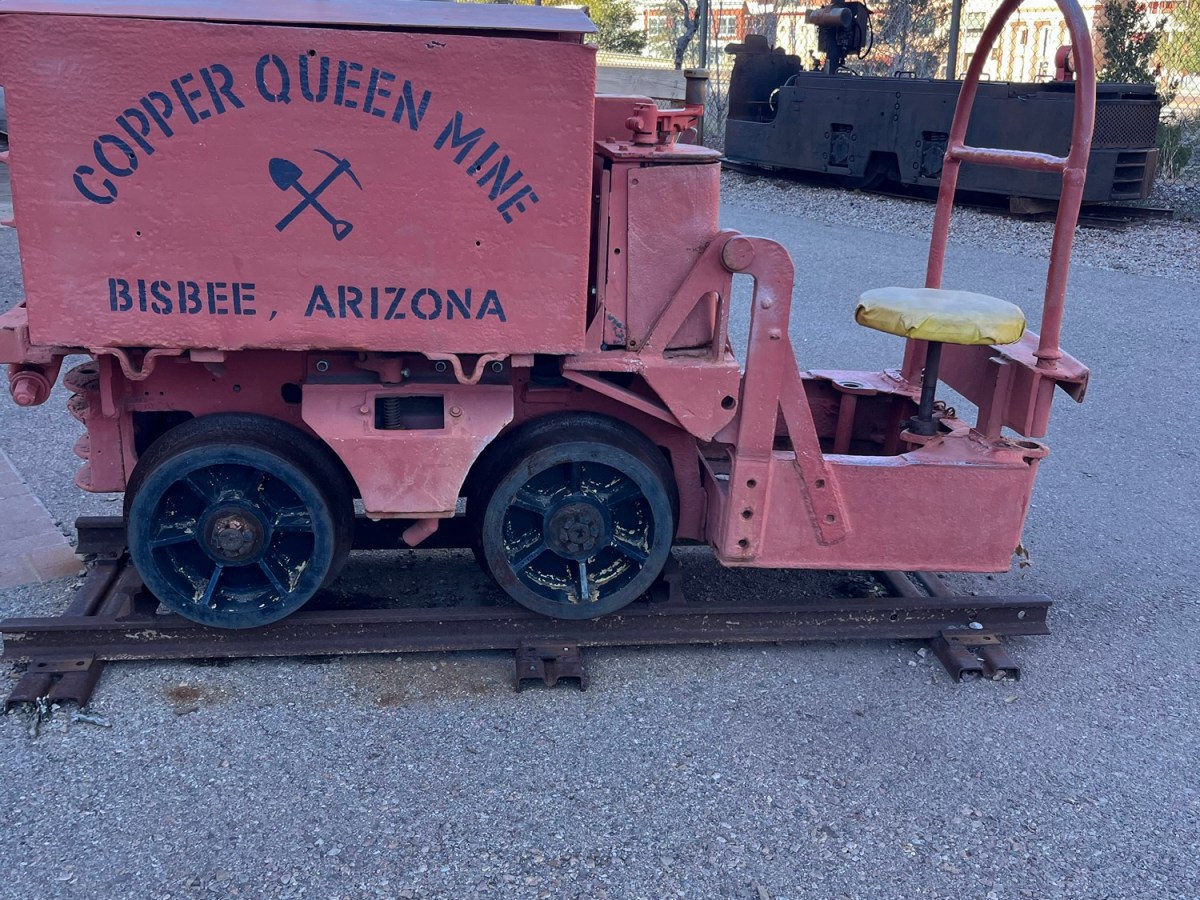 Queen of the Desert: Rural Road Trips&nbsp;Arizona